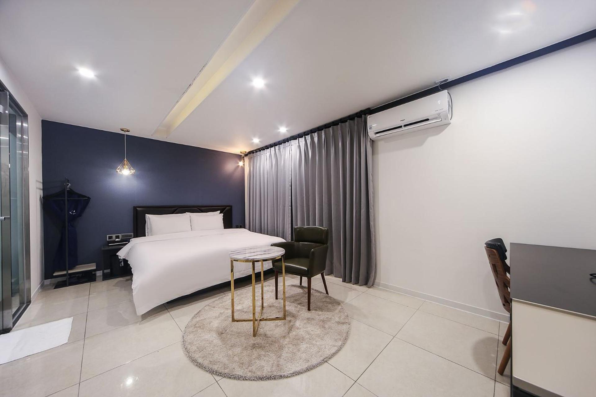 온나 호텔 대연동 부산 Daeyeon Onna Hotel Daeyeon Busan Buitenkant foto